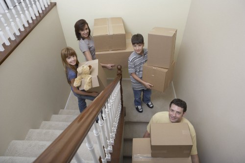 Preparing boxes and furniture for a smooth removal van move